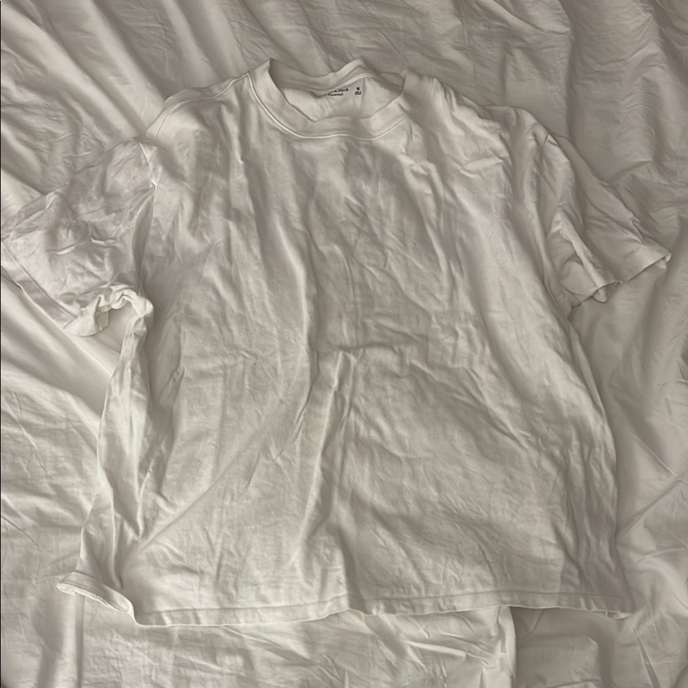 Abercrombie & Fitch tshirt